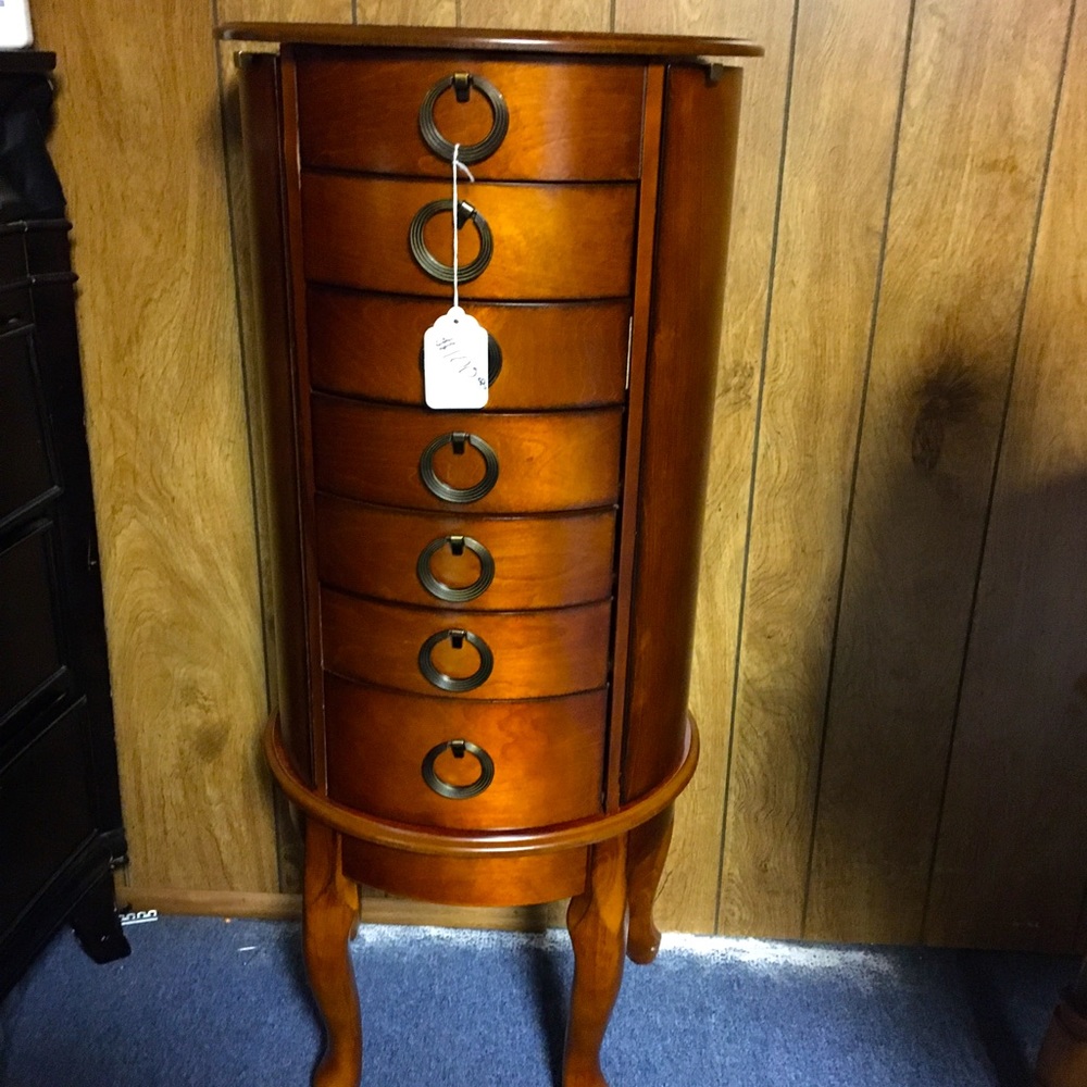 3 foot jewelry box